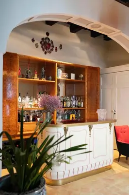 Salone o bar di Palazzo Carafa Santangelo
