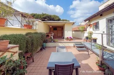 Balcone o terrazza di Casetta Correra: terrazzo e relax centro di Napoli