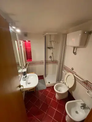 Bagno di Dimora Tribunali 236