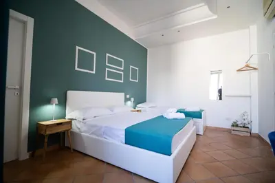 Letto o letti in una camera di Morant Guest Room