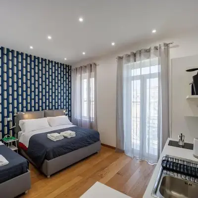 Pisanelli Blu By HouseinNaples
