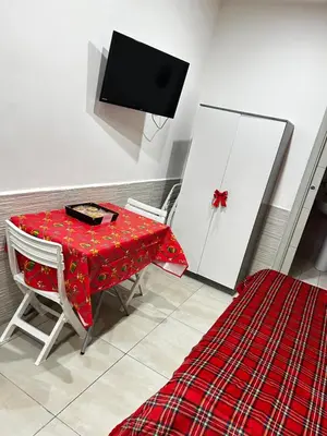 TV o dispositivi per l'intrattenimento presso B&B Rifugio Partenopeo - Centro Storico di Napoli