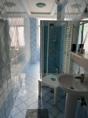 Bagno di La casa di Gastone