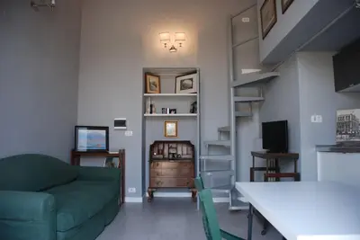 TV o dispositivi per l'intrattenimento presso Central Charming house at Naples