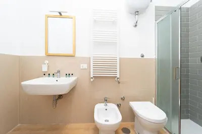 Bagno di Home Smart Rent Appartamento nel cuore di Napoli 1 camera da letto