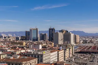 Vista generica su Napoli o vista sulla città dall'interno del bed & breakfast