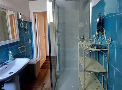 Bagno di Ampio appartamento con terrazza nel Centro Storico di Napoli - Domus Carbonari