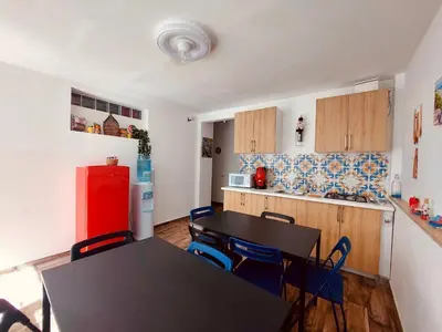 Cucina o angolo cottura di Ampio appartamento con terrazza nel Centro Storico di Napoli - Domus Carbonari