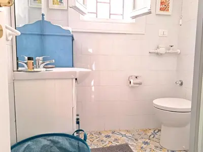 Bagno di Appartamento Cuore di Napoli 2