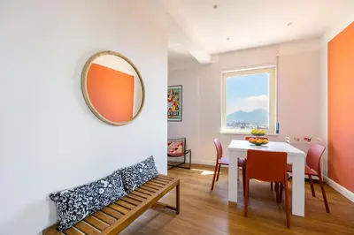 Area soggiorno di Napoli Bellavista Apartment