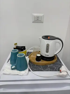 Set per la preparazione di tè e caffè presso B&B Mimela Napoli