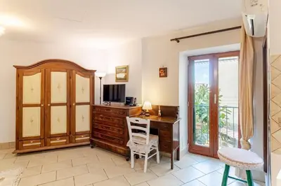 Cucina o angolo cottura di La perla del Vesuvio