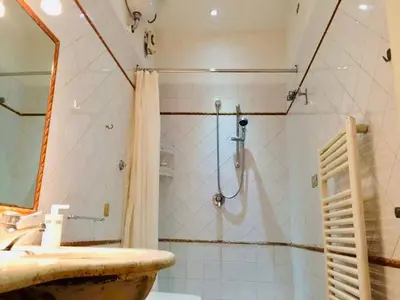 Bagno di La casa di Licia a due passi da Piazza del Plebiscito