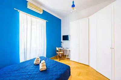 TV o dispositivi per l'intrattenimento presso Centrally Located By The Sea Prestigious