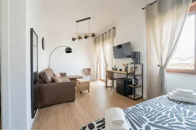 Cucina o angolo cottura di LuLi Rooms Napoli