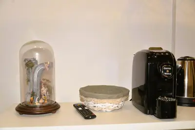Set per la preparazione di tè e caffè presso Punto Felice Riviera - Centro Città Lungomare Caracciolo