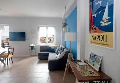 TV o dispositivi per l'intrattenimento presso Belvedere Quartieri Napoli