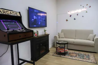 TV o dispositivi per l'intrattenimento presso White Butterfly Home