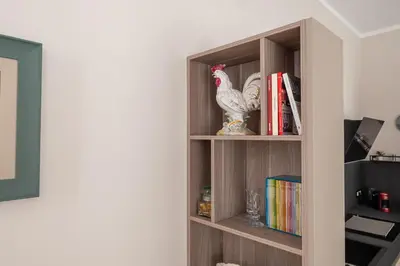 Biblioteca nell'appartamento