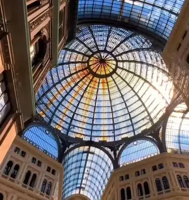 Planimetria di Gradoni DI CHIAIA 62