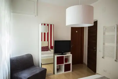 TV o dispositivi per l'intrattenimento presso Bernini 20