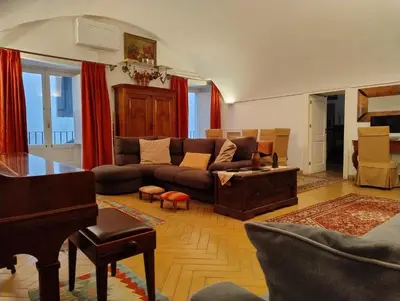 Area soggiorno di Casa Corpo di Napoli