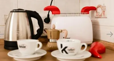 Set per la preparazione di tè e caffè presso Casa Atri Spaccanapoli Centro storico