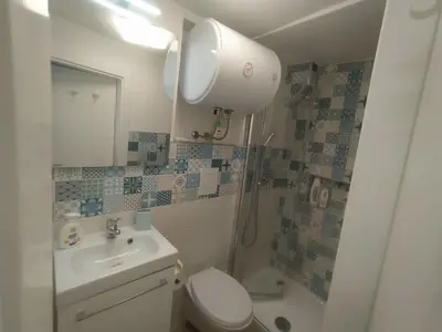 Bagno di Studioflat, very central & quiet!