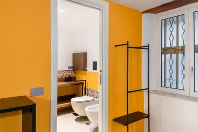 Bagno di Tra i vicoli di Napoli, La Olivella design e amore