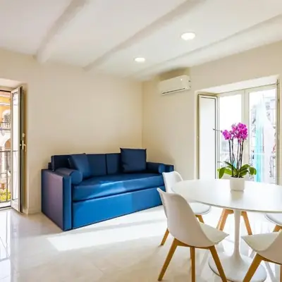 Palazzo Maddaloni Sweet Home By NapoliApartments