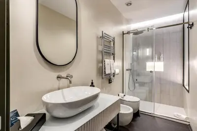 Bagno di Adaram Suites
