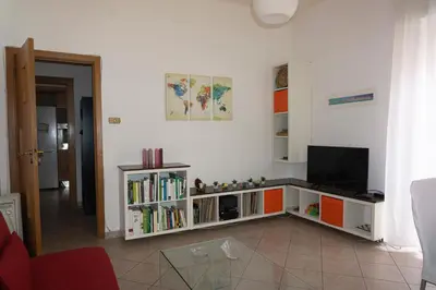 Biblioteca nell'appartamento