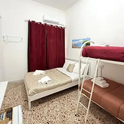 House Corso Umberto Rooms & Comfort by Loveinthetravel