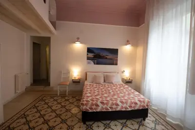 Letto o letti in una camera di Resta Cu'mme Vomero