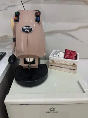 Set per la preparazione di tè e caffè presso House Carmen Naples