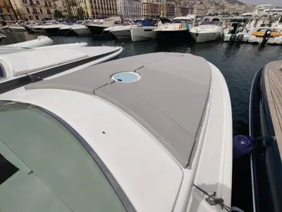 Planimetria di Fall in Love with the Amalfi Coast Charming Boat Rental in Naples
