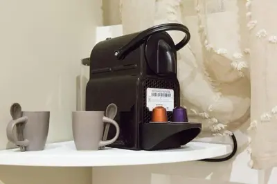 Set per la preparazione di tè e caffè presso House Mezzocannone