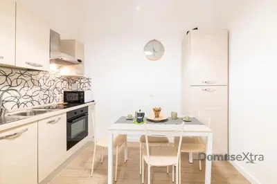 Cucina o angolo cottura di Superior Holiday House Napoli By DomusExtra