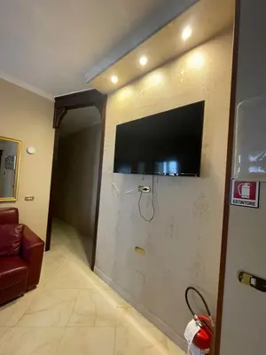 TV o dispositivi per l'intrattenimento presso Incanto nel centro storico di Napoli