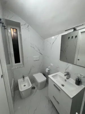 Bagno di Vinny's house