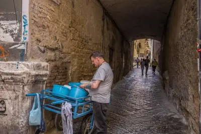 Ospiti di Vico Street 2