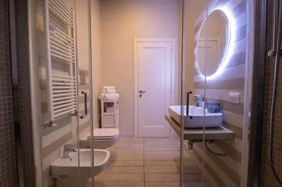 Bagno di Les Maisons Napoli B