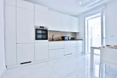 Cucina o angolo cottura di GuestHost - Duel Smart Home Toledo