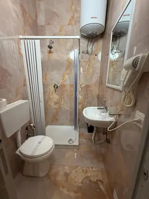 Bagno di VALENTINO 48 napoli centro