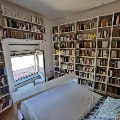 The philosopher's roof