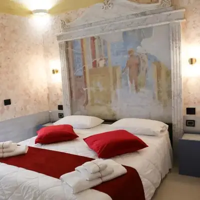 Odeon Neapolis - Historic Suites in Roman Theater