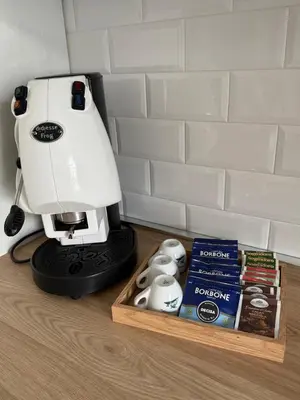 Set per la preparazione di tè e caffè presso Casa La Salle