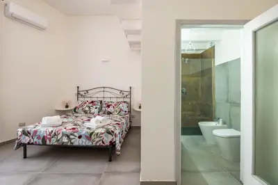Bagno di Holme Relais Santa Lucia by NapoliApartments