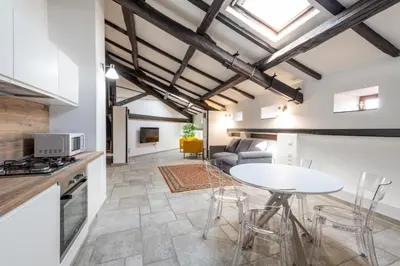 Cucina o angolo cottura di Favoloso Apt con Terrazzo e Vista Mozzafiato