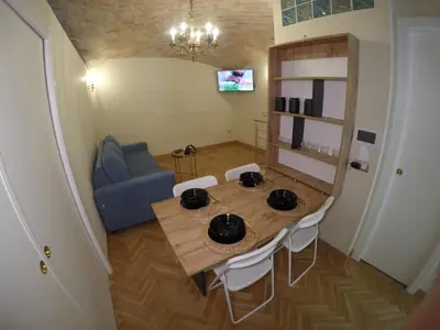 TV o dispositivi per l'intrattenimento presso Scarlatti173